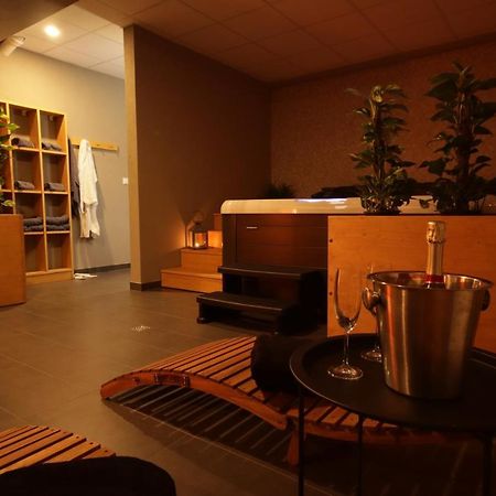 Hotel Banik Nitrianske Rudno Экстерьер фото