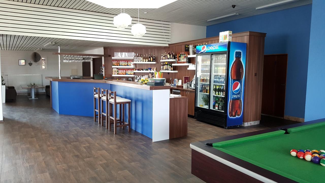 Hotel Banik Nitrianske Rudno Экстерьер фото