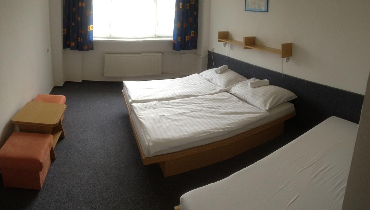Hotel Banik Nitrianske Rudno Экстерьер фото